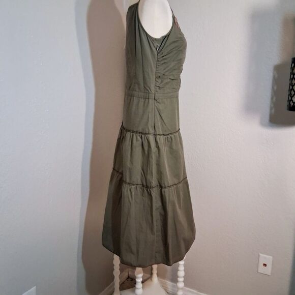 Lizi Olive Green Dress with Floral Embroidery Sizs XL - Picture 3 of 10